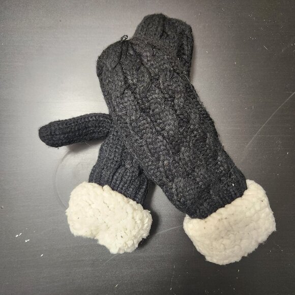 Winter Gloves Black with Sherpa Lining - Picture 1 of 1